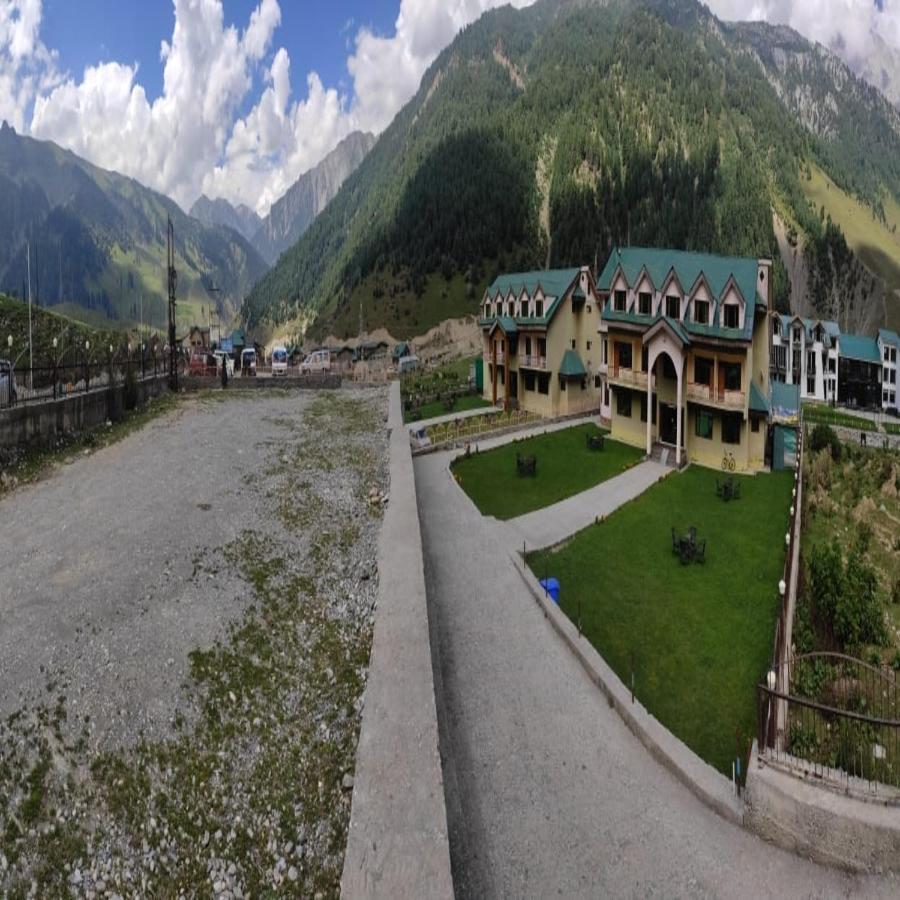 Hotel Sheen Srinagar  Exterior photo