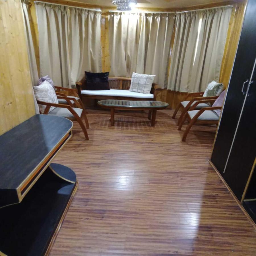 Hotel Sheen Srinagar  Exterior photo